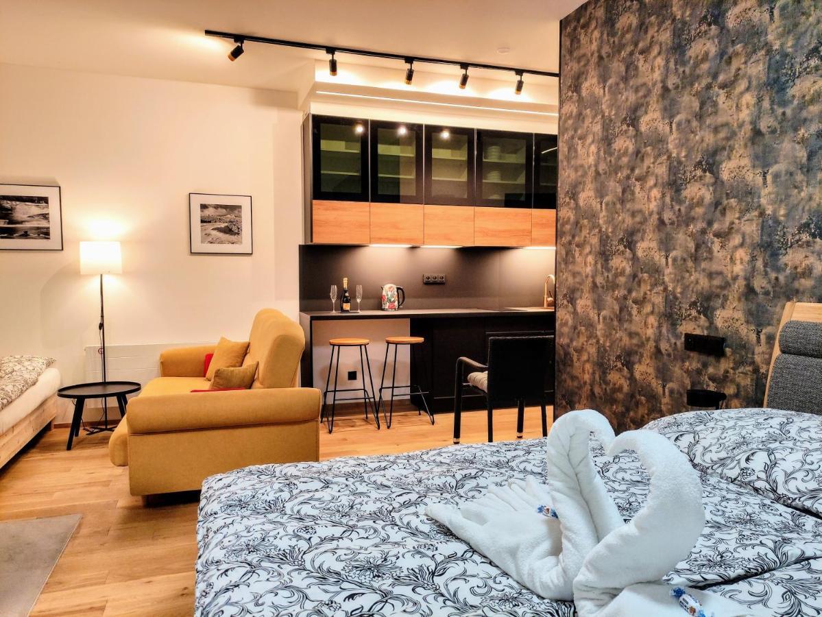 Grand Spa Harrachov - Wellness Luxusni Apartman S Velkou Virivkou, Saunou, Kuchyni A Venkovnim Posezenim V Centru Harrachova エクステリア 写真